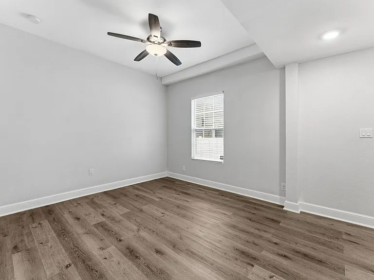 3314 N Jefferson St — Photo 17