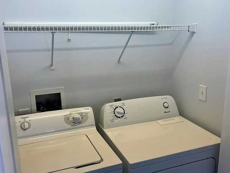 1006 Mainsail Dr #211 — Photo 4