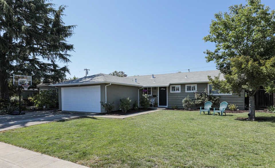 1st image of 1469 Hauck Dr
