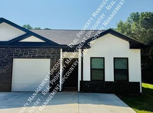 795 Lyman Rd, Inman, SC 29349