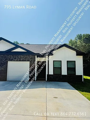 795 Lyman Rd Photo 1