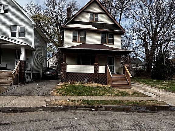 4th image of 12421 Maple Ave
