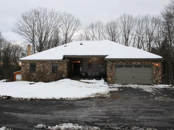 890 Nelson Rd, Clearfield, PA 16830