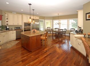 77 Sunset Ln, Basking Ridge, NJ 07920