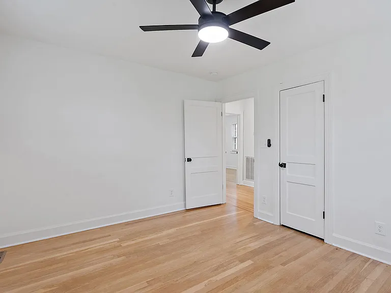 217 Blue Hills Dr — Photo 16