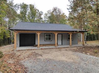 W5880 White Buck Ln, Crivitz, WI 54114