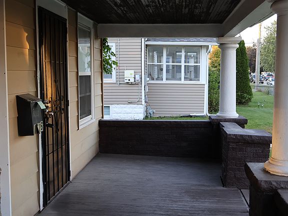 4th image of 1516 Price St