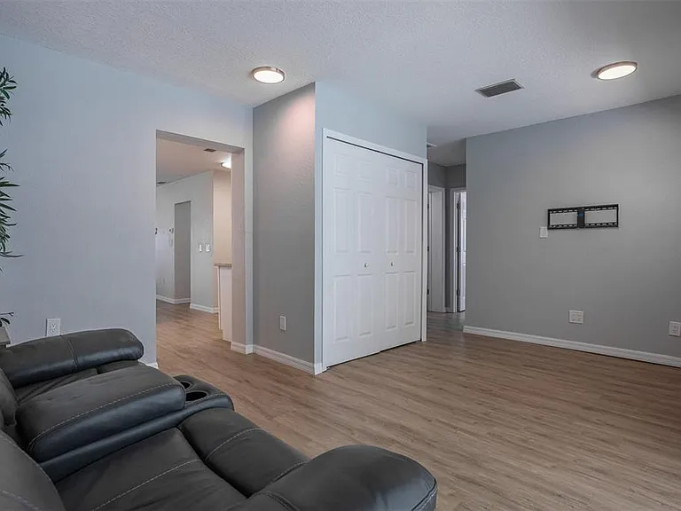 711 Bayshore Dr — Photo 20