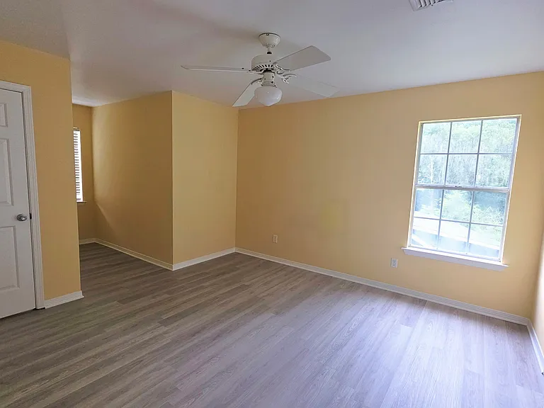2563 Oak Harbor Dr — Photo 15