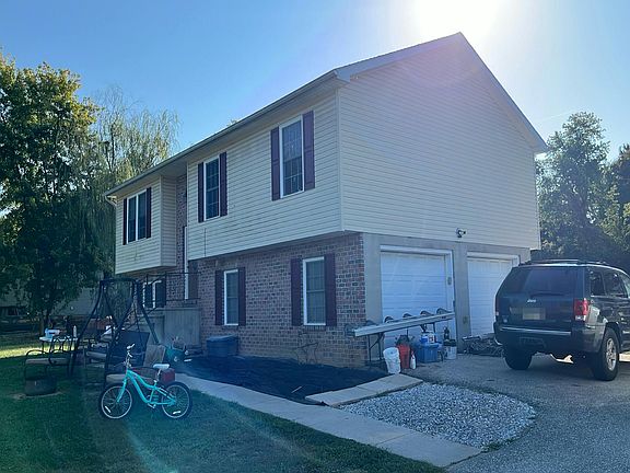 2nd image of 149 Meadow Brook Ln