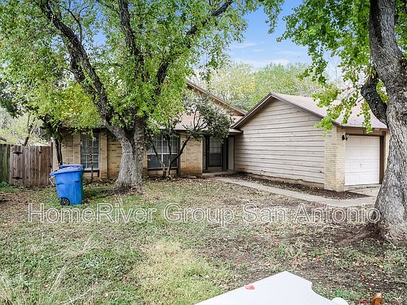 3rd image of 8822 Meadow Range St