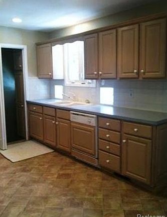 Hawthorne Kitchen