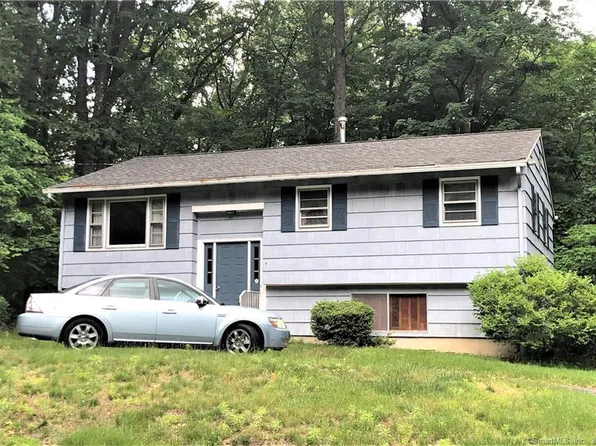 7 Cheryl Drive, Monroe, CT 06468