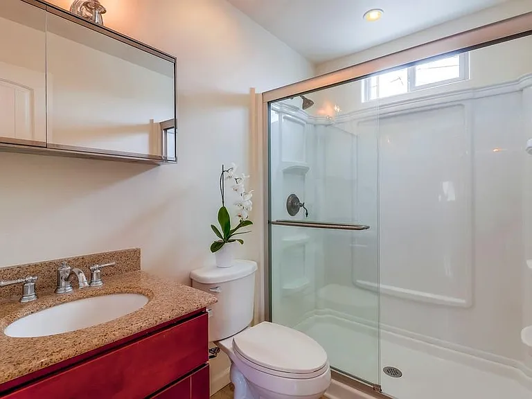 741 Agate St — Photo 15