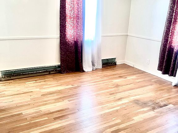 5th image of 264 Chestnut Hill Avenue