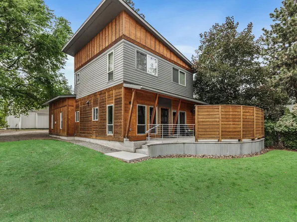1405 Newport Ave, Bend, OR 97703