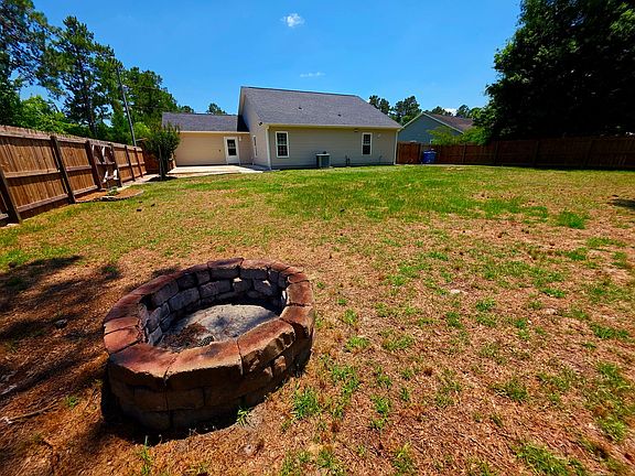 5th image of 200 Sweet Gum Ln
