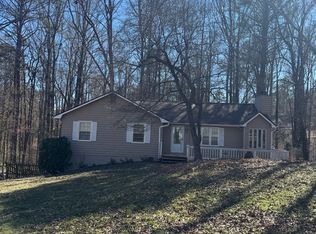 210 Wood Crest Way, Woodstock, GA 30189