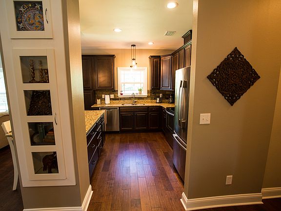 4th image of 9179 Stoney Pointe Ct