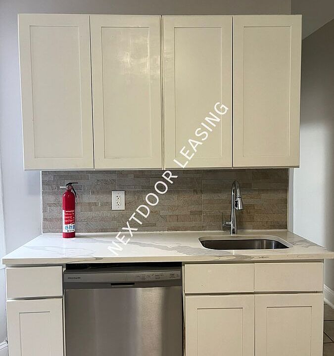 1st image of 6119 Park Ave #D2m