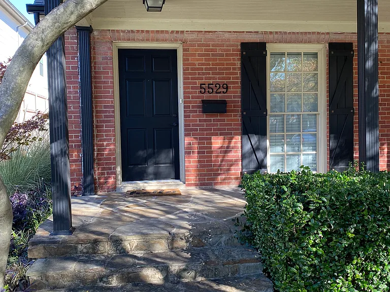 5529 Longview St — Photo 3