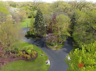 5438 N Tall Oaks Dr, Long Grove, IL 60047