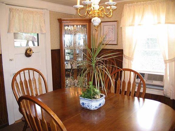 Main Unit Dining Room