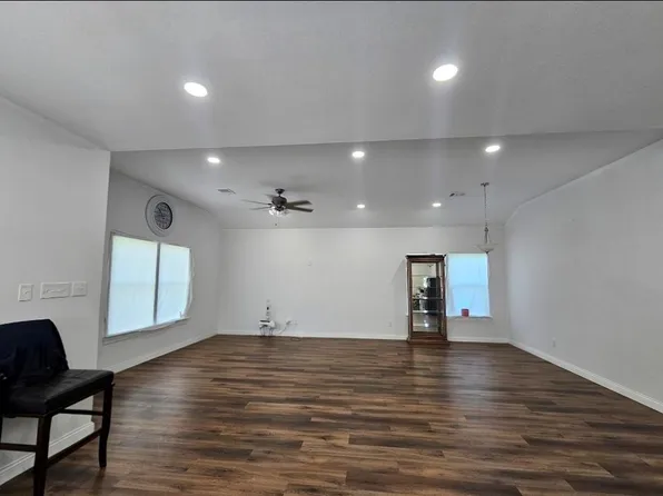 1224 Road 5802, Cleveland, TX 77327