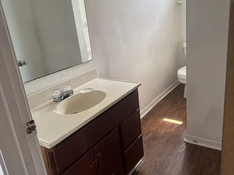 2130 Rand Morgan Rd #22 — Photo 5