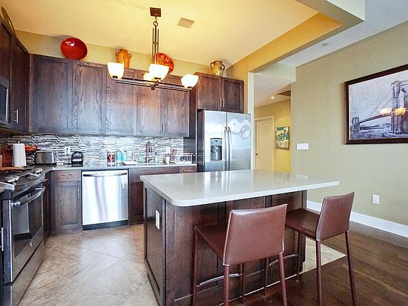3rd image of 90 Bay Landing St #8Z