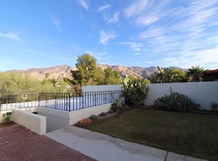 5820 N Camino Esplendora, Tucson, AZ 85718