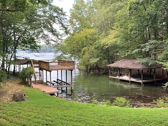 5th image of 408 River Oak Way