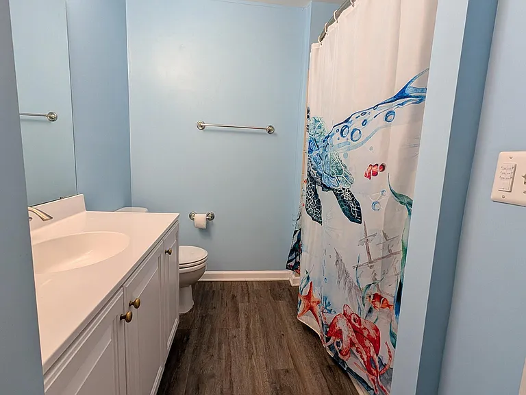 211 Shirley Sq SE — Photo 24