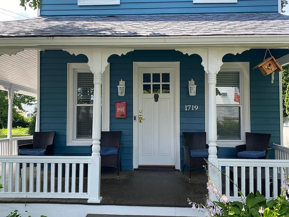 1719 Beverly Ave #FRONT