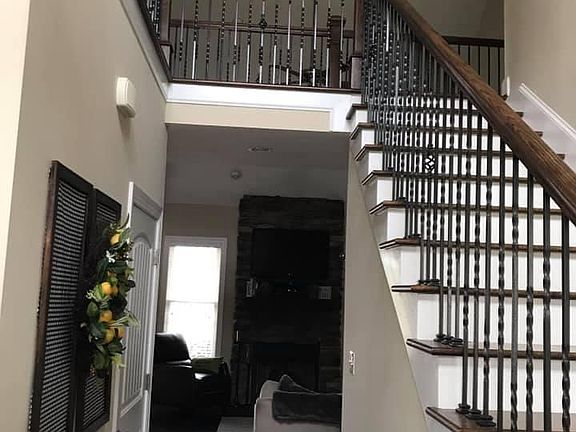5th image of 1033 Gilliam Ct
