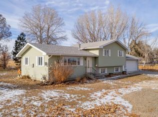 1136 Olive Rd, Powell, WY 82435