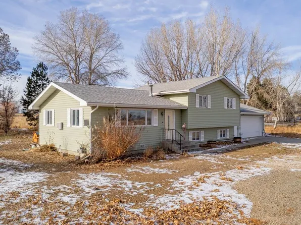 1136 Olive Rd, Powell, WY 82435