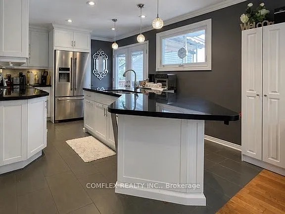3 bed, $2,750 — Photo 3