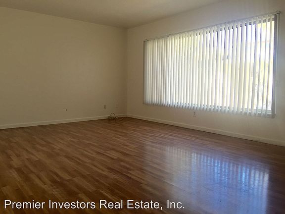 4th image of 2229 1/2 W Beverly Blvd