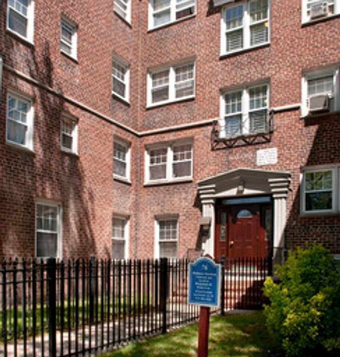 1st image of 76 Melmore Gdns APT 105