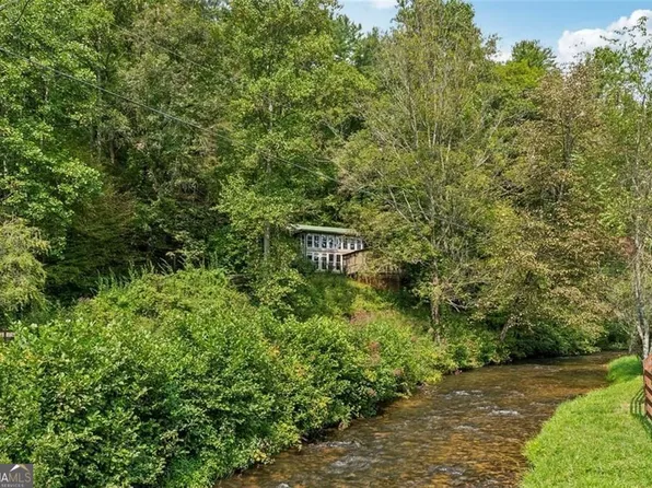 535 Hidden Valley Trl, Ellijay, GA 30540