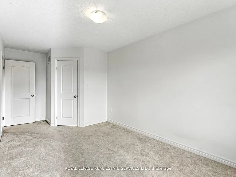 22 Marshall Dr #8 — Photo 29
