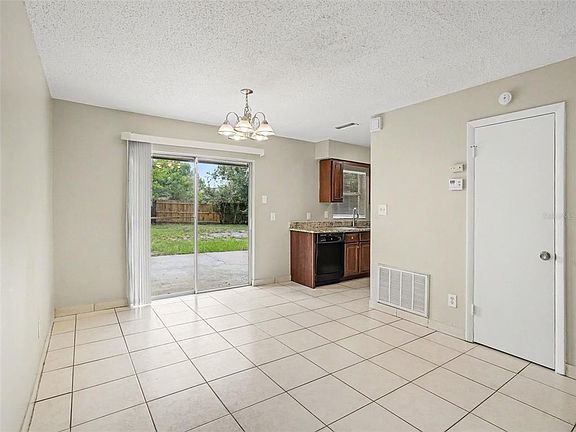 3rd image of 4514 COLBERT COURT