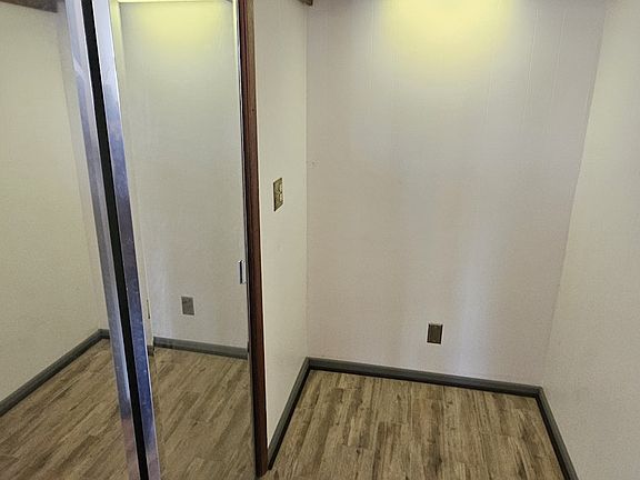 5th image of 4763 Brighton Ave