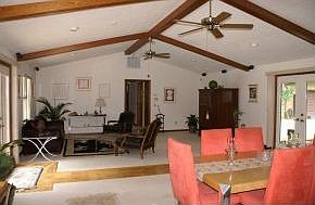 Cathedral Ceiling in Large Gatehring Room