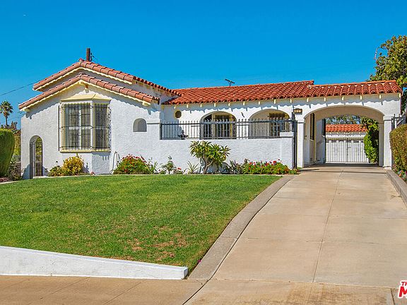 3rd image of 4037 W 62nd St