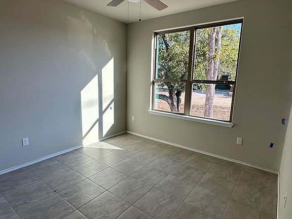 4th image of 145 W Cottonwood