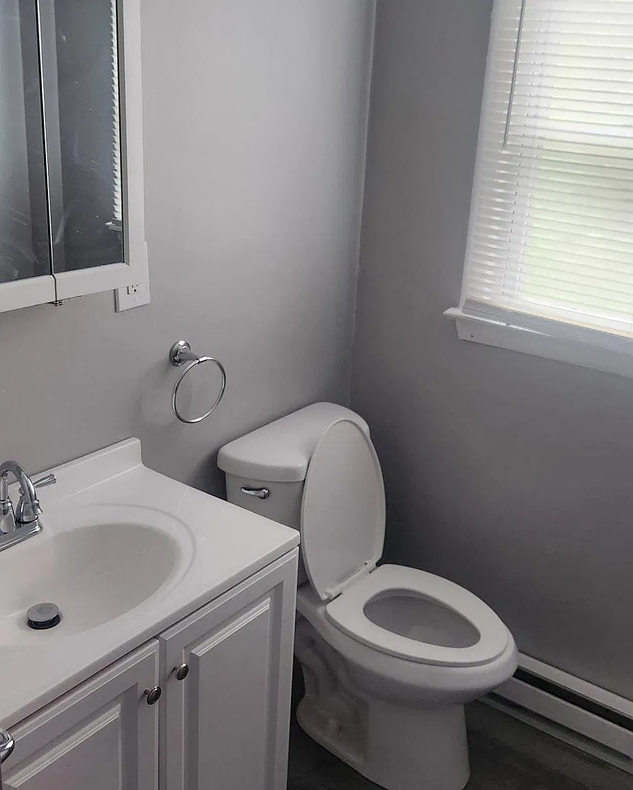 7-7 Newfield Ave — Photo 2