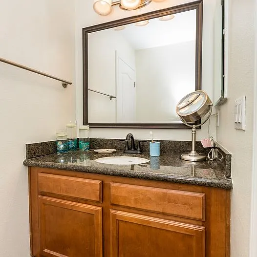 840 Turquoise St #106 — Photo 4