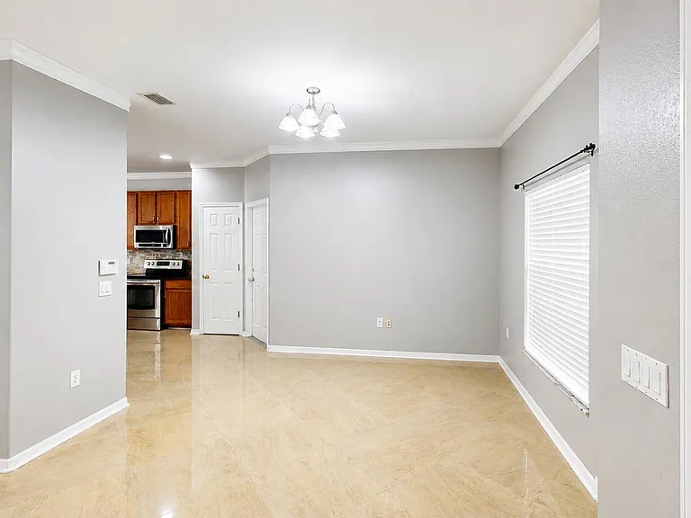 8848 Cameron Crest Dr — Photo 21